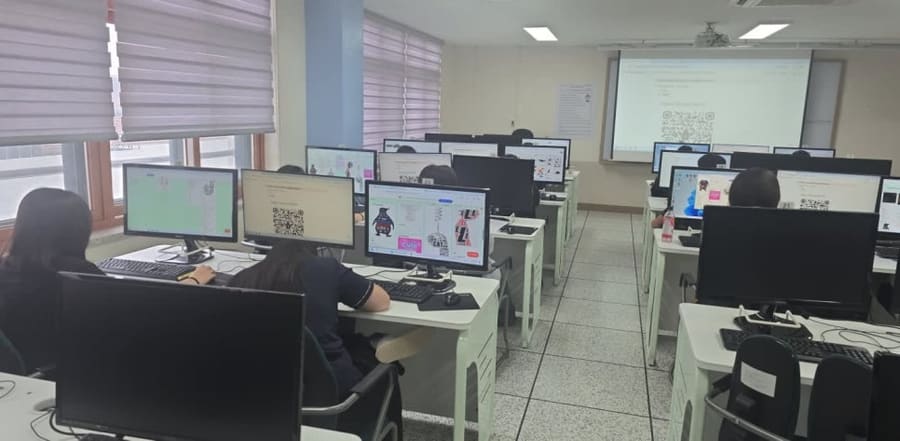 고등학교 진로체험 브랜딩 수업, 나를 설명하는 키워드로 만든 포스터 (성남 분당경영고)