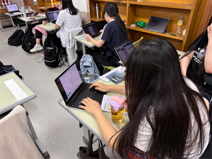 AI Music Producer class photo 2