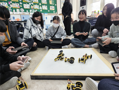 Robot Coding Expert (PingPong Robot) class photo 3