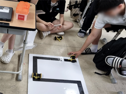 Robot Coding Expert (PingPong Robot) class photo 6