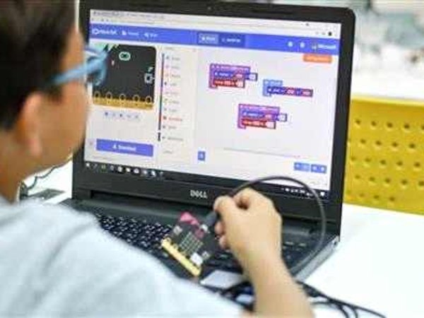 마이크로비트로 만드는 아케이드 게임